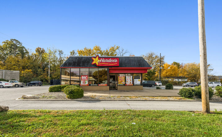 Pictures of Retail property located at 421 E Jackson Blvd, Jackson, MO 63755 for sales - image #1