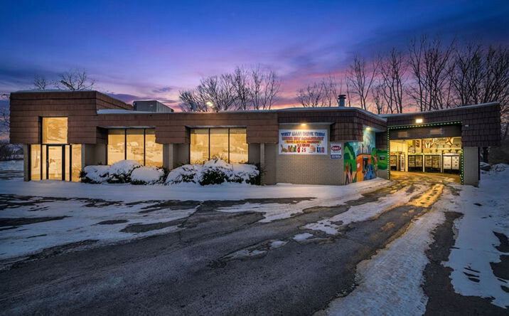 Pictures of Business for Sale, Mixed Use, Office property located at 1616 W Main St, Louisville, OH 44641 for sales - image #1