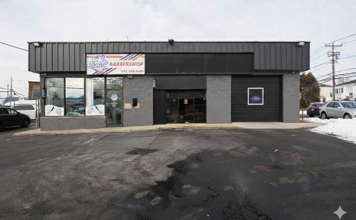Pictures of Retail property located at 793 Main St, Farmingdale, NY 11735 for sales - image #1