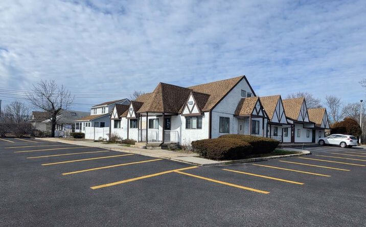 Pictures of Multifamily, Office property located at 225-227 Union Avenue, Holbrook, NY 11741 for sales - image #1