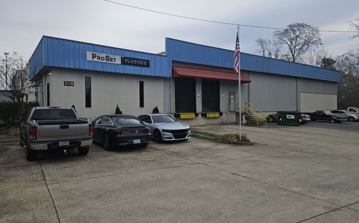 Pictures of Industrial property located at 519 Honeysuckle Rd, Spartanburg, SC 29303 for sales - image #1