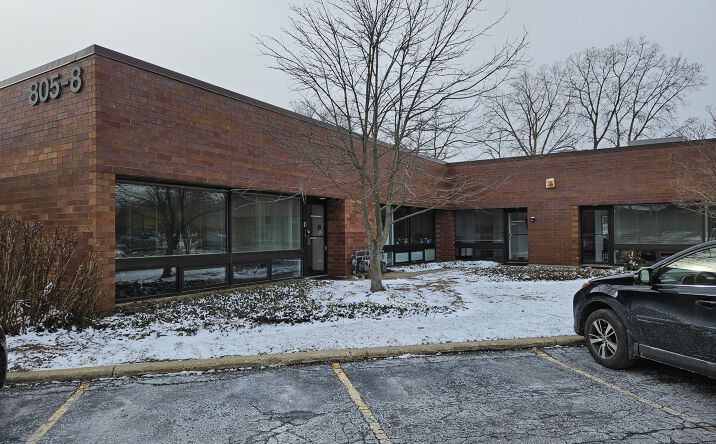 Pictures of Office property located at 666 Dundee Rd, Northbrook, IL 60062 for sales - image #1