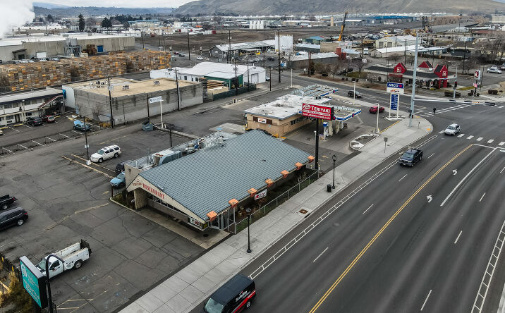 Pictures of Retail property located at 822 N 1st St, Yakima, WA 98901 for sales - image #1