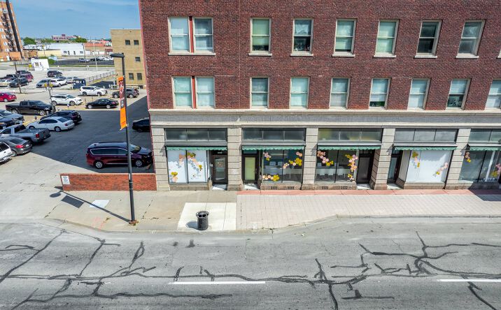 Pictures of Retail, Office property located at 200 N Broadway St. Suite B, Wichita, KS 67202 for sales - image #1