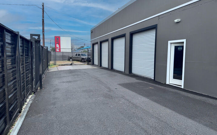 Pictures of Industrial, Office property located at 3220 Bingle Rd, Houston, TX 77055 for sales - image #1