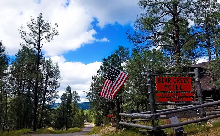 Pictures of Hospitality property located at 88 Main St, Pinos Altos, NM 88053 for sales - image #1