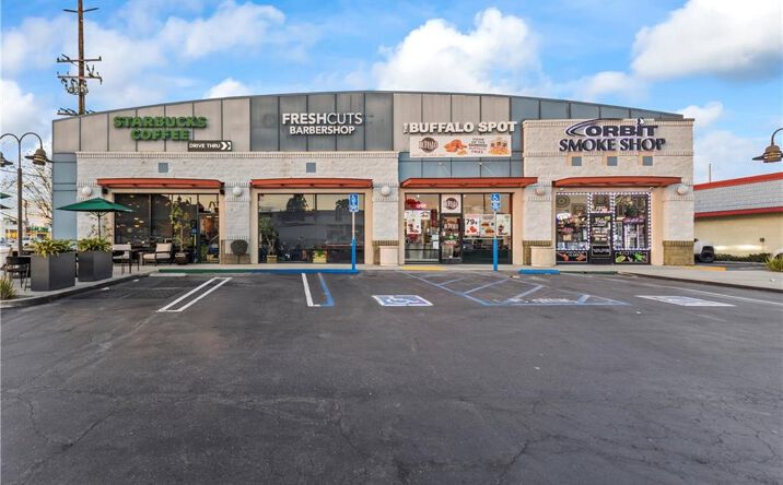 Pictures of Retail property located at 5910 Del Amo Blvd, Lakewood, CA 90713 for sales - image #1