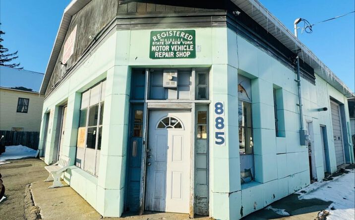 Pictures of Retail property located at 885 Strong Street, Schenectady, NY 12307 for sales - image #1