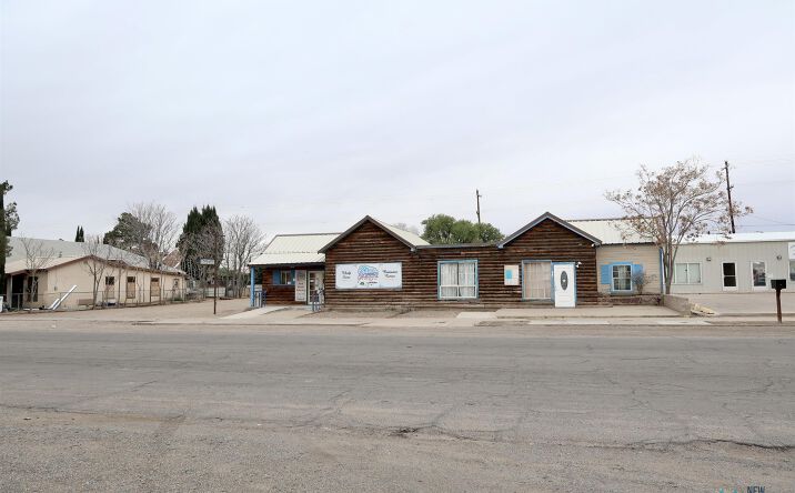 Pictures of Retail property located at 212 S Copper Street, Deming, NM 88030 for sales - image #1