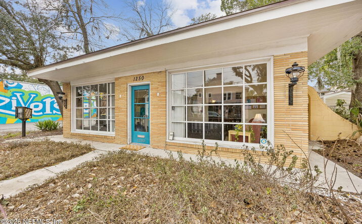 Pictures of Multifamily, Mixed Use, Land property located at 1250 MCDUFF Avenue S, Jacksonville, FL 32205 for sales - image #1