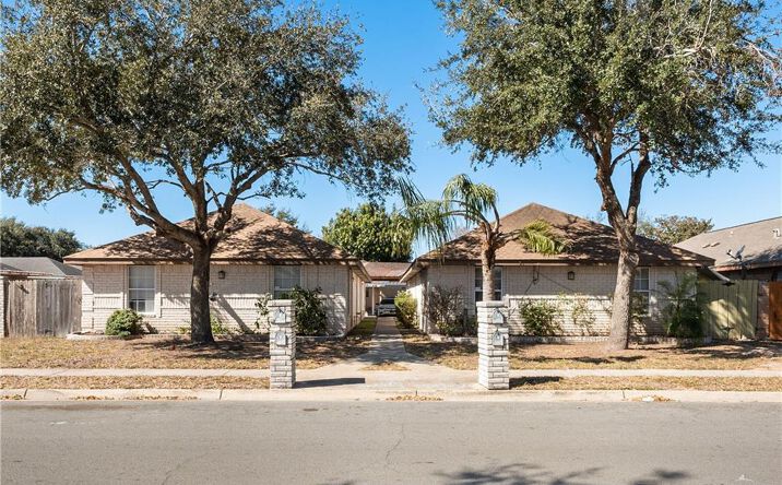 Pictures of Multifamily property located at 6701 7th Street, McAllen, TX 78504 for sales - image #1