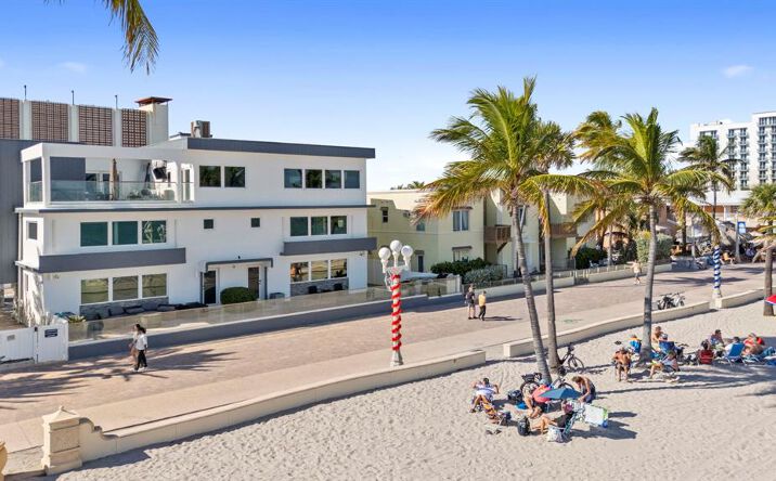 Pictures of Multifamily property located at 2201 N Surf Rd, Hollywood, FL 33019 for sales - image #1