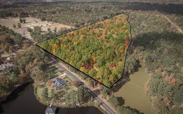 Pictures of Land property located at 291 Parks Rd, Benton, LA 71006 for sales - image #1