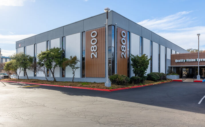Pictures of Mixed Use, Office, Retail property located at 2800 S I-35 Frontage Rd, Austin, TX 78704 for sales - image #1