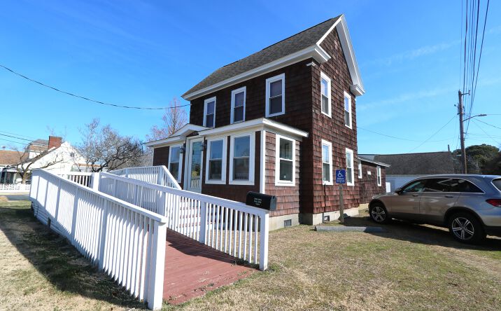Pictures of Mixed Use property located at 4264 Main St, Chincoteague, VA 23336 for sales - image #1