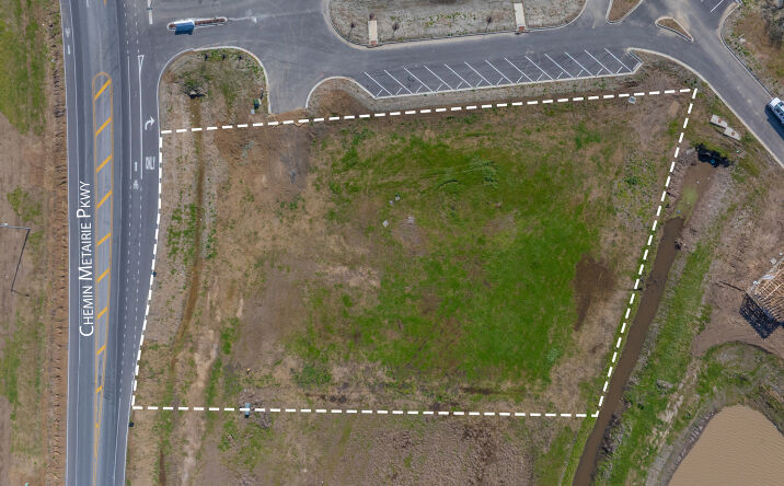 Pictures of Retail, Land property located at 2800 Chemin Metairie Pkwy, Youngsville, LA 70592 for sales - image #1