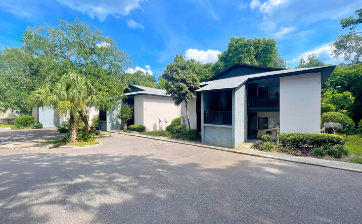Pictures of Multifamily property located at 1213 NW 39th Ave, Gainesville, FL 32609 for sales - image #1