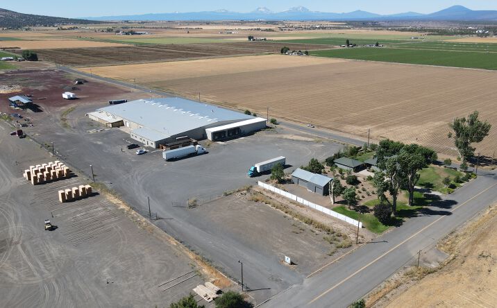 Pictures of Industrial property located at 812 C St, Culver, OR 97734 for sales - image #1