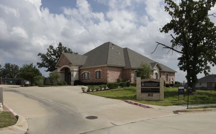 Pictures of Office property located at 1209 Bent Oaks Ct, Denton, TX 76210 for sales - image #1