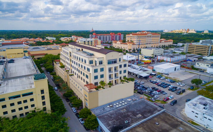 Pictures of Office property located at 135 San Lorenzo Ave, Coral Gables, FL 33146 for sales - image #1