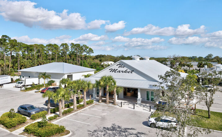 Pictures of Self Storage, Special Purpose, Office property located at 3700 9th St SW Unit 102, Vero Beach, FL 32968 for sales - image #1