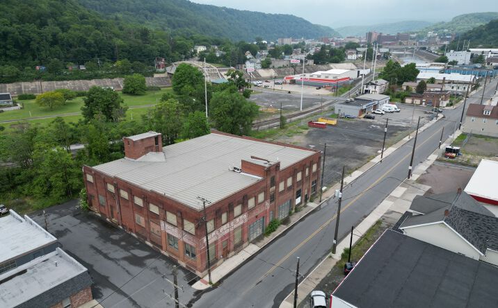 Pictures of Industrial property located at 432-438 Horner St, Johnstown, PA 15902 for sales - image #1
