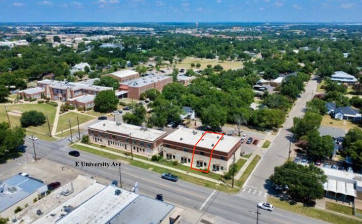 Pictures of Office, Retail property located at 609 E University Ave, Georgetown, TX 78626 for sales - image #1