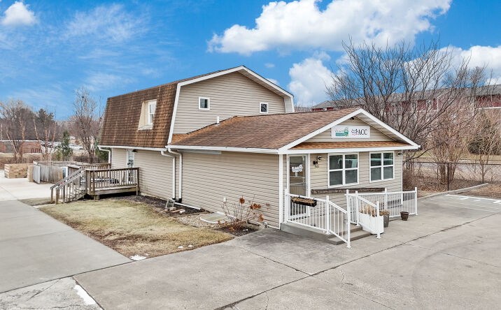 Pictures of Office property located at 3161 SE 22nd St, Des Moines, IA 50320 for sales - image #1