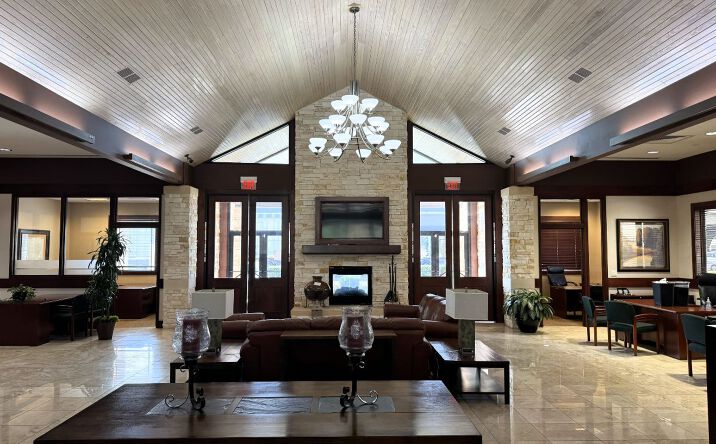 Pictures of Mixed Use, Office, Retail property located at 14770 Northwest Fwy, Houston, TX 77040 for sales - image #1