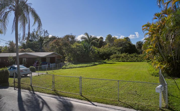 Pictures of Land property located at 1328 NW Charlie Green Dr, Stuart, FL 34994 for sales - image #1