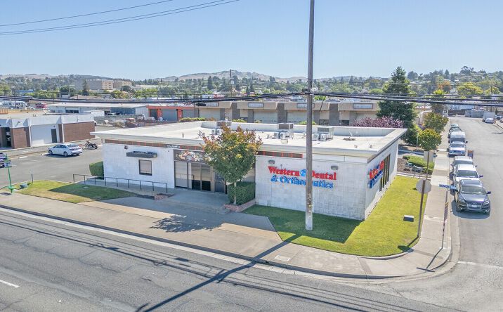 Pictures of Office, Retail property located at 3400 Sonoma Blvd, Vallejo, CA 94590 for sales - image #1