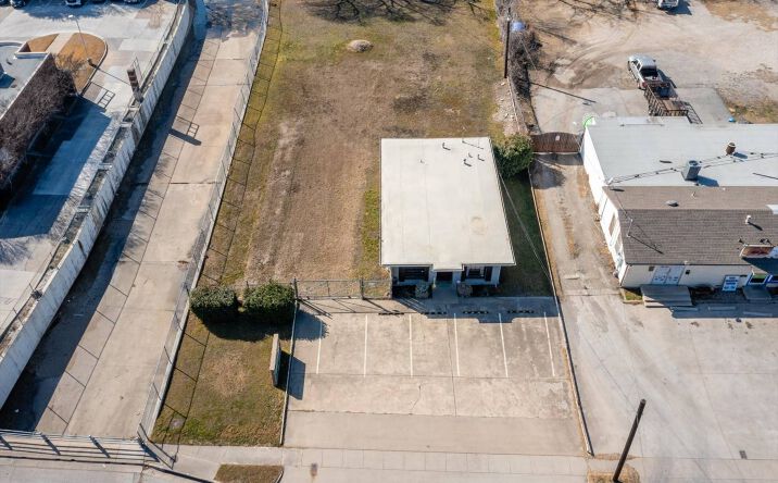 Pictures of Land property located at 4005 Rufe Snow Dr, North Richland Hills, TX 76180 for sales - image #1