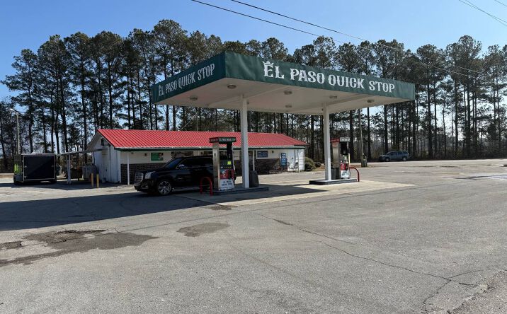 Pictures of Office property located at 4580 W Highway 501, Conway, SC 29526 for sales - image #1