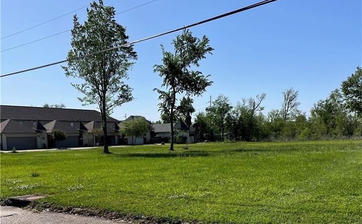 Pictures of Land property located at St Anthony Street, Lake Charles, LA 70601 for sales - image #1