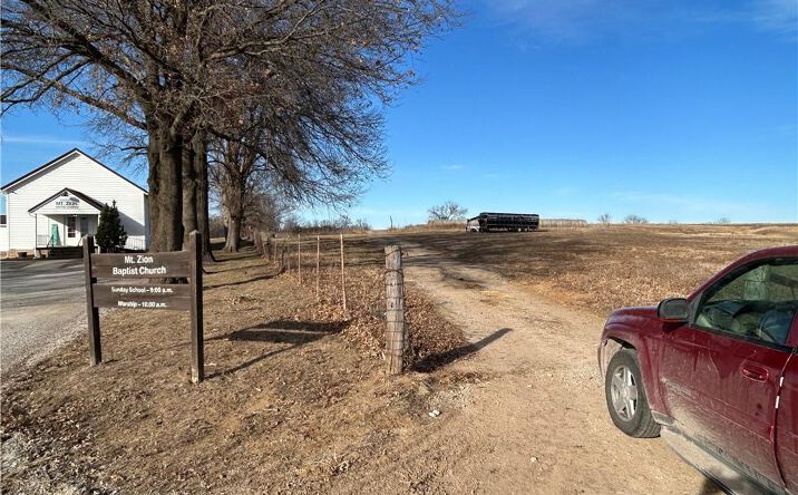 Pictures of Land property located at Xx NE V Highway, Warrensburg, MO 64093 for sales - image #1