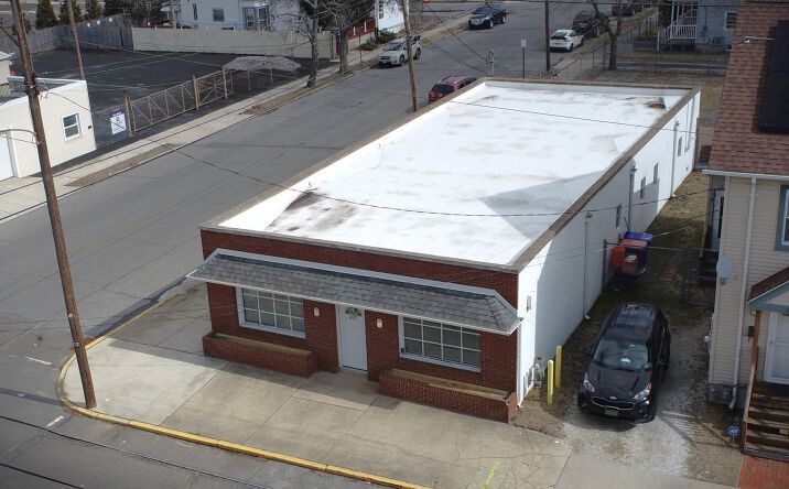 Pictures of Retail property located at 427 Buck Street, Milliville, NJ 08332 for sales - image #1