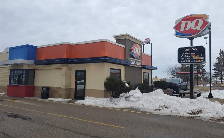 Pictures of Business for Sale, Retail property located at 1130 Giant Drive, Blue Earth, MN 56013 for sales - image #1