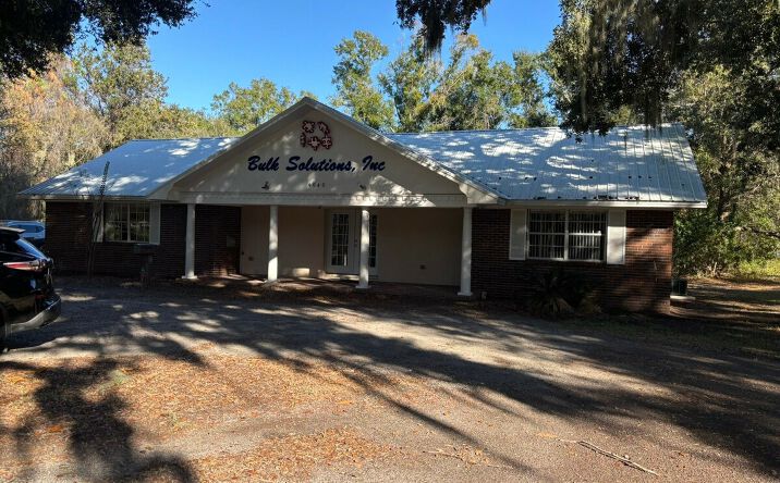 Pictures of Office property located at 4002- 4040 Waring Rd, Lakeland, FL 33811 for sales - image #1