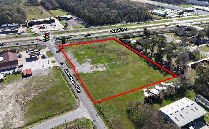 Pictures of Land property located at 2002 American Way, Port Allen, LA 70767 for sales - image #1