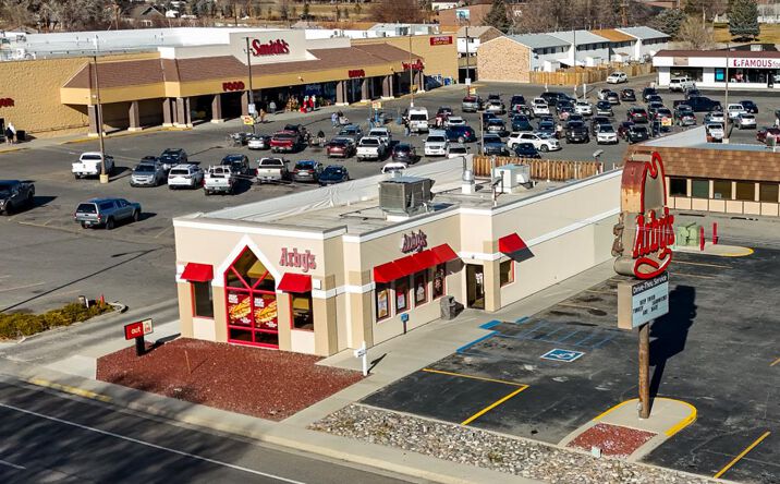 Pictures of Retail property located at 1140 W Main St, Riverton, WY 82501 for sales - image #1