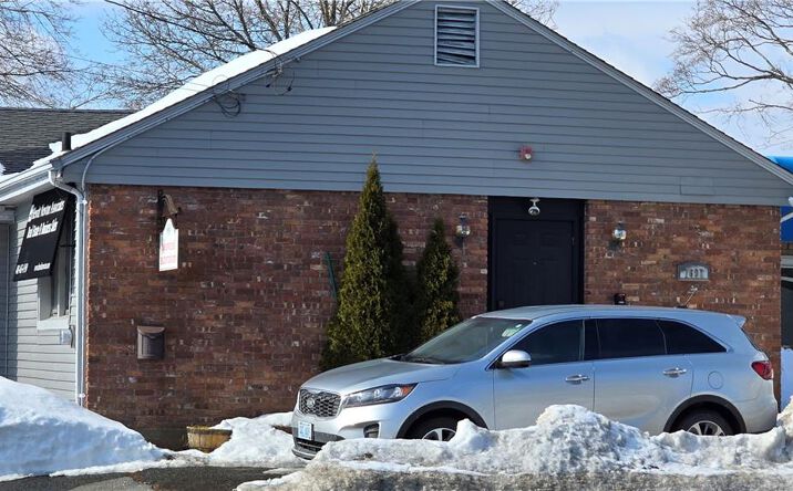 Pictures of Land property located at 1697 Warwick Ave Avenue UNIT D, Warwick, RI 02889 for sales - image #1
