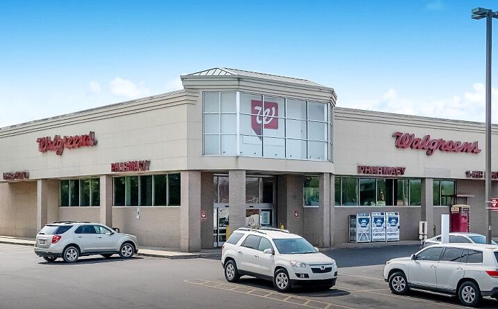 Pictures of Retail property located at 1815 9th Ave N, Bessemer, AL 35020 for sales - image #1