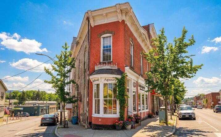Pictures of Mixed Use, Office, Retail property located at 66 Main St, Warwick, NY 10990 for sales - image #1