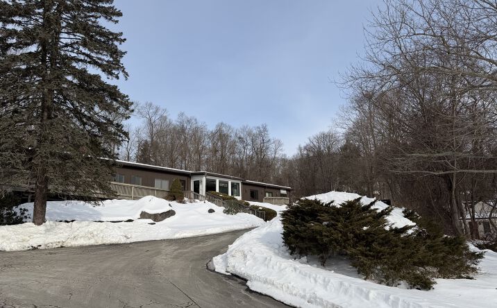 Pictures of Office property located at 9 Brookside Rd, Redding, CT 06896 for sales - image #1