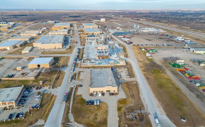 Pictures of Industrial property located at 1420 Markum Ranch Rd E, Fort Worth, TX 76126 for sales - image #1