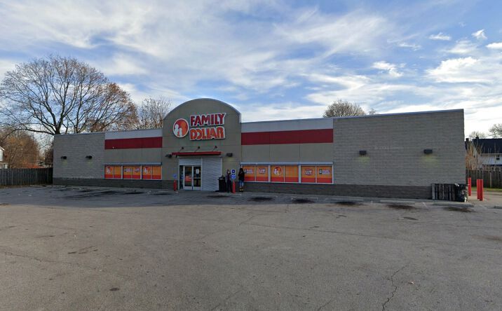 Pictures of Retail property located at 580 Vernon Odom Blvd, Akron, OH 44307 for sales - image #1