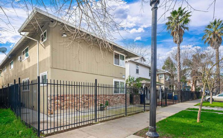 Pictures of Multifamily property located at 3222 2nd Ave, Sacramento, CA 95817 for sales - image #1