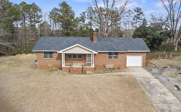 Pictures of Multifamily property located at 125 Cox Cir, Milledgeville, GA 31061 for sales - image #1