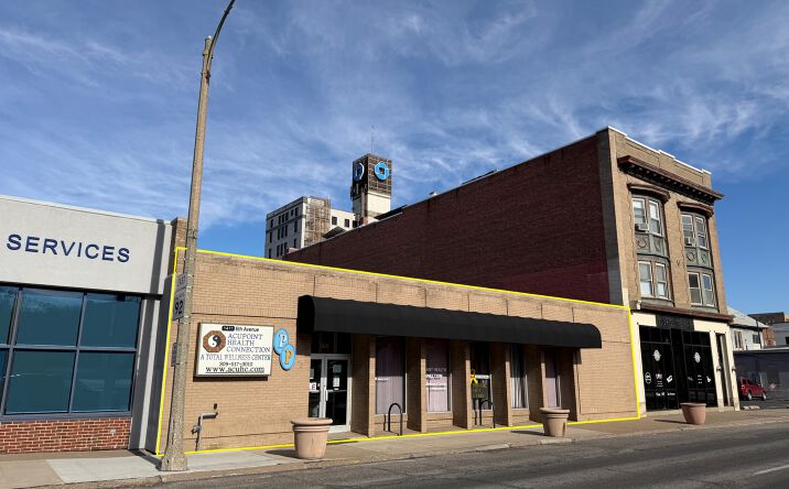 Pictures of Office, Retail property located at 1411 6th Ave, Moline, IL 61265 for sales - image #1