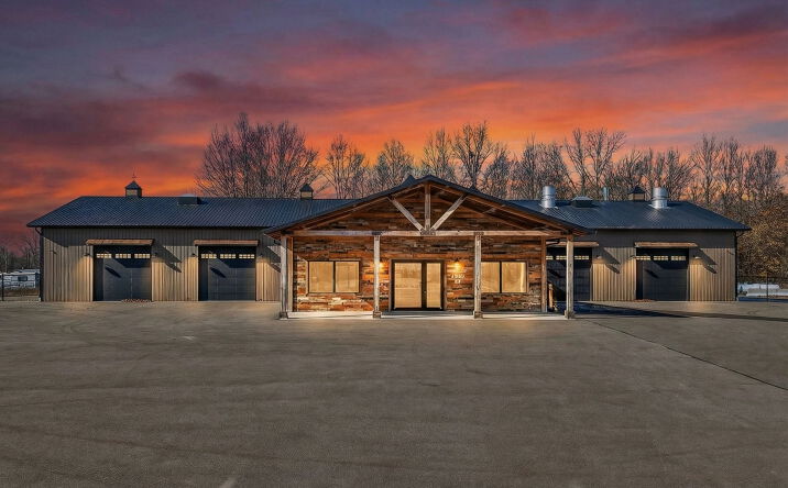 Pictures of Mixed Use, Special Purpose property located at 1834 W Outer Hwy 61, Moscow Mills, MO 63362 for sales - image #1
